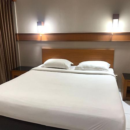 Hotel Caravan Tanah Abang ジャカルタ エクステリア 写真