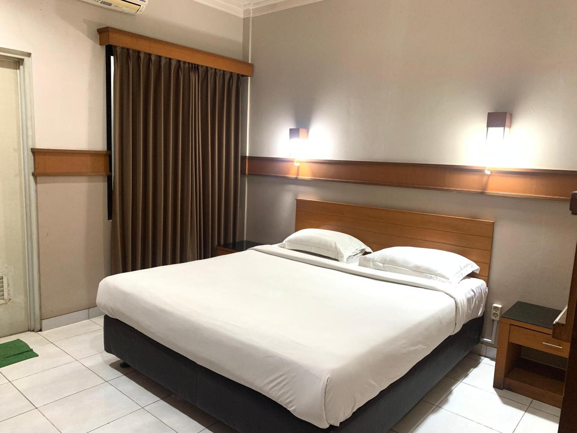 Hotel Caravan Tanah Abang ジャカルタ エクステリア 写真