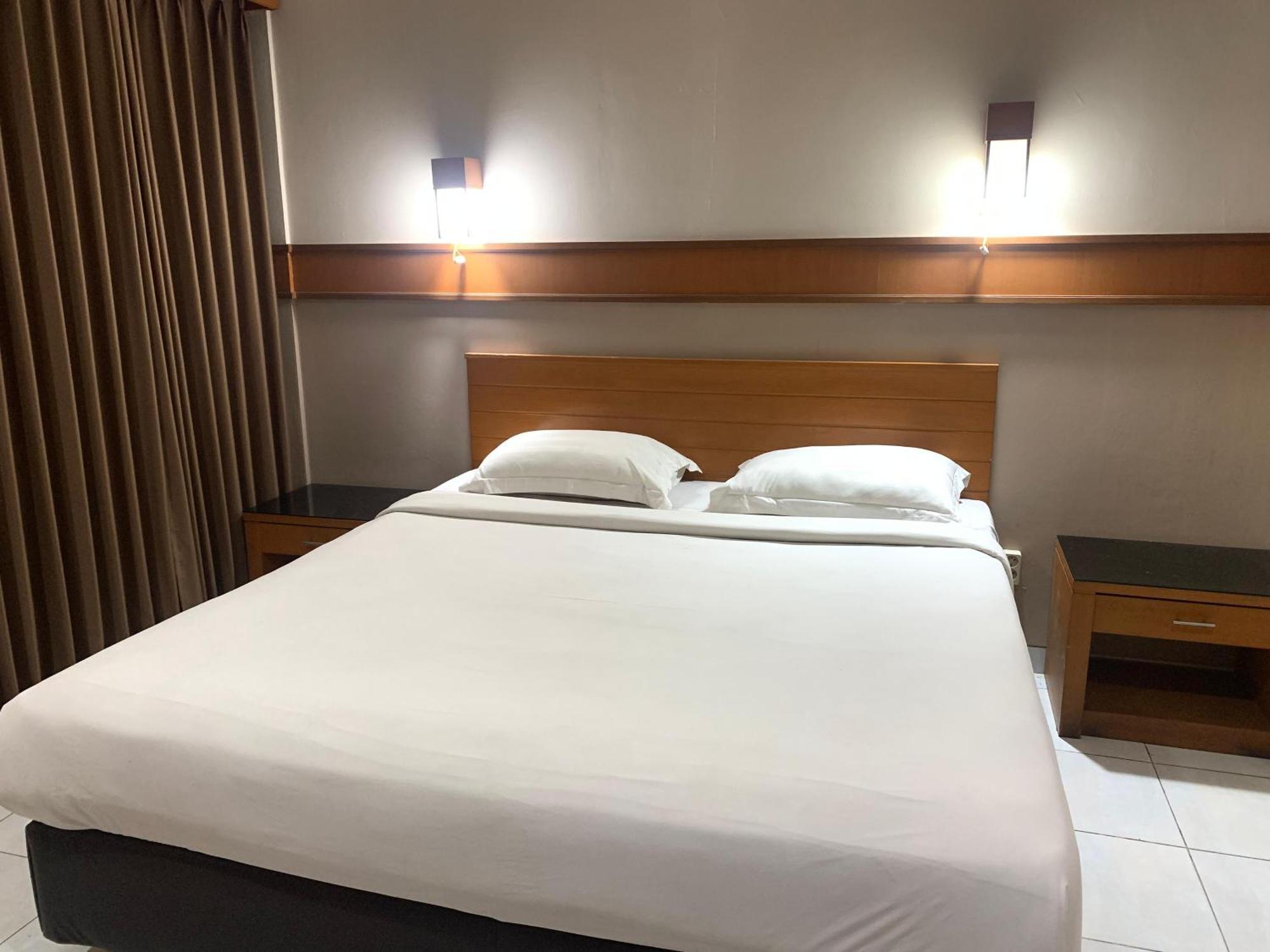 Hotel Caravan Tanah Abang ジャカルタ エクステリア 写真