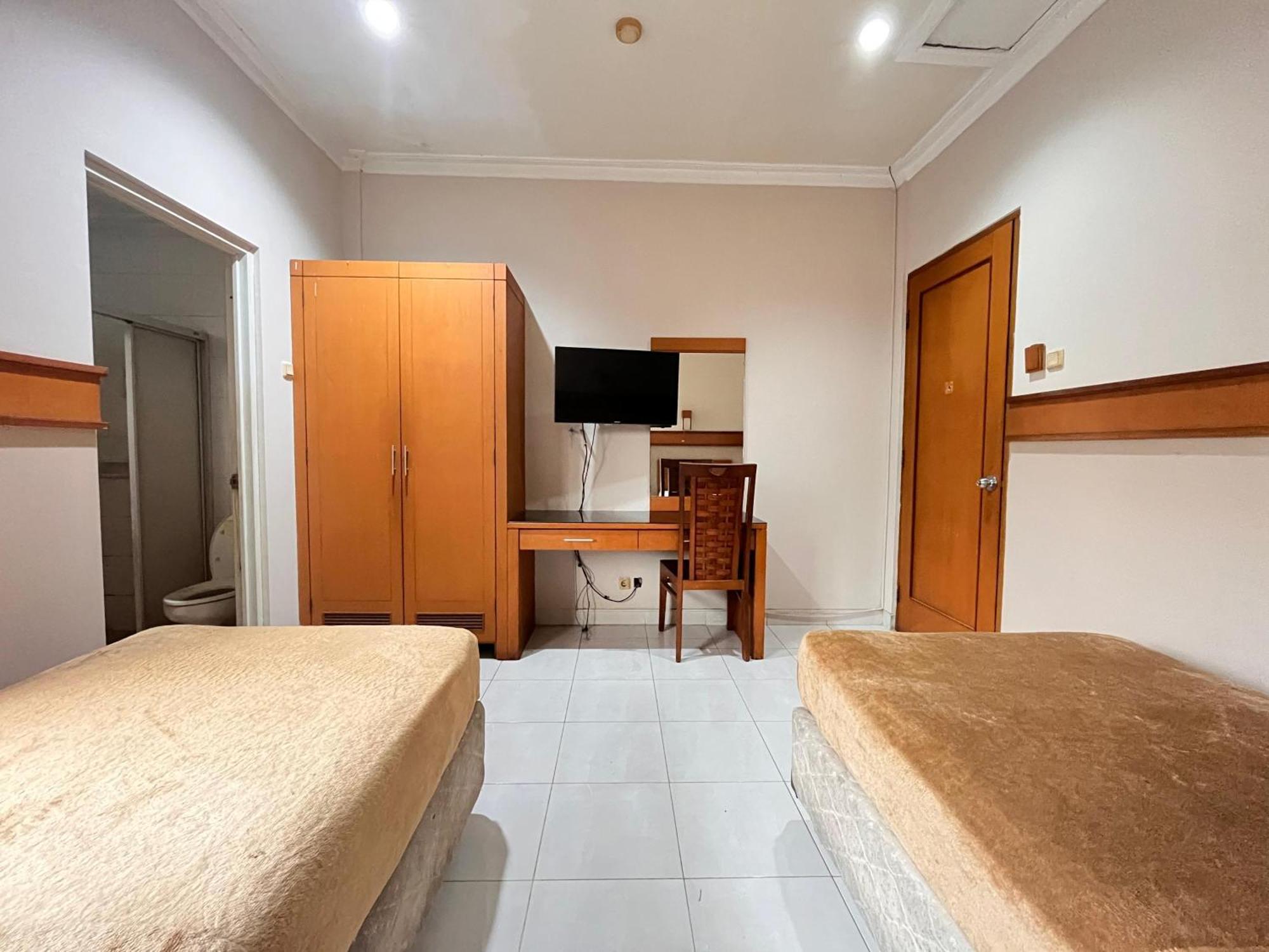 Hotel Caravan Tanah Abang ジャカルタ エクステリア 写真