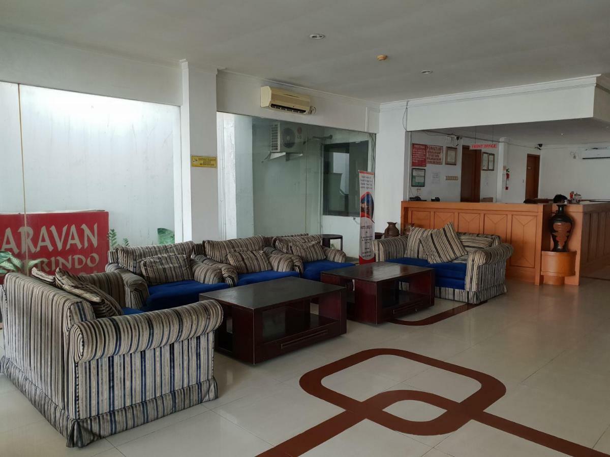 Hotel Caravan Tanah Abang ジャカルタ エクステリア 写真